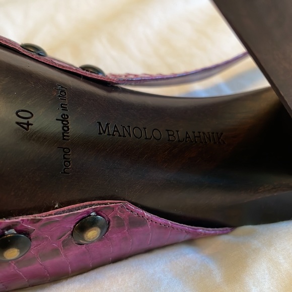 Manolo Blahnik purple snakeskin heels - Picture 4 of 9